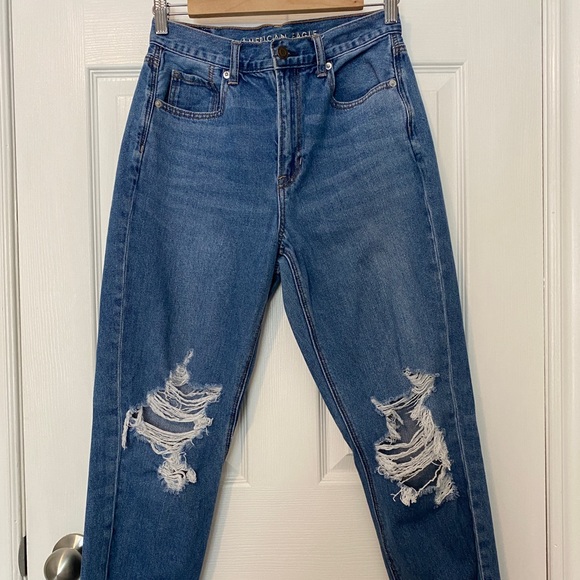 American Eagle Distressed Mom Jean - Picture 2 of 7